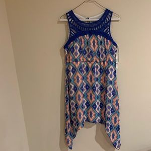 NWT Sequin Hearts hi low dress with crochet trim